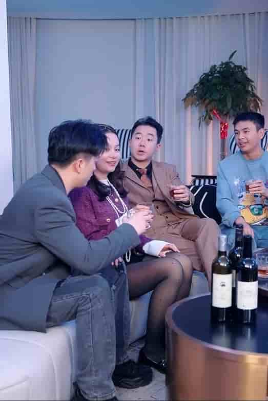 重逢傅總紅了眼雨中卑微示愛