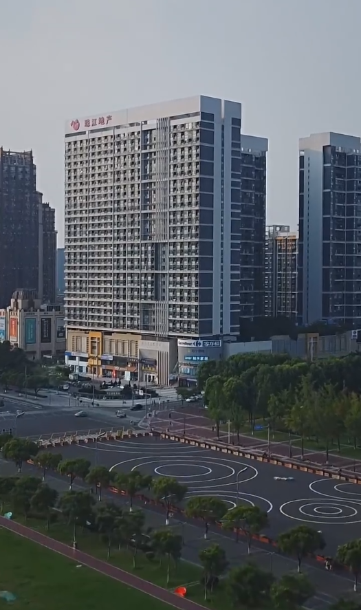 重生，消失的她